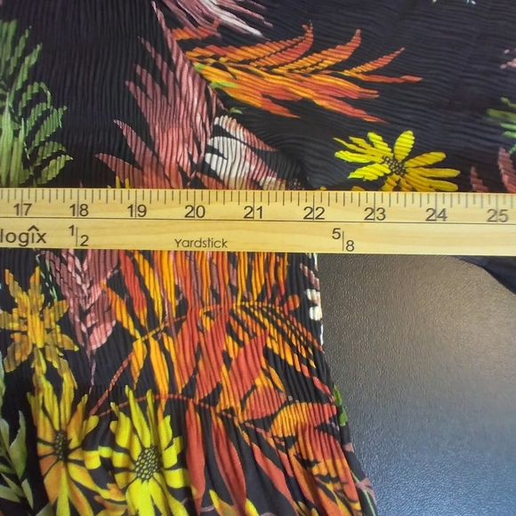 Spense Floral Black and Orange Women's Top Size 2X Jeweled Boho Hippie Office - Picture 7 of 7